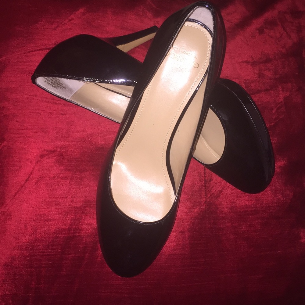 Black Patent Leather Circa Joan & David Heels